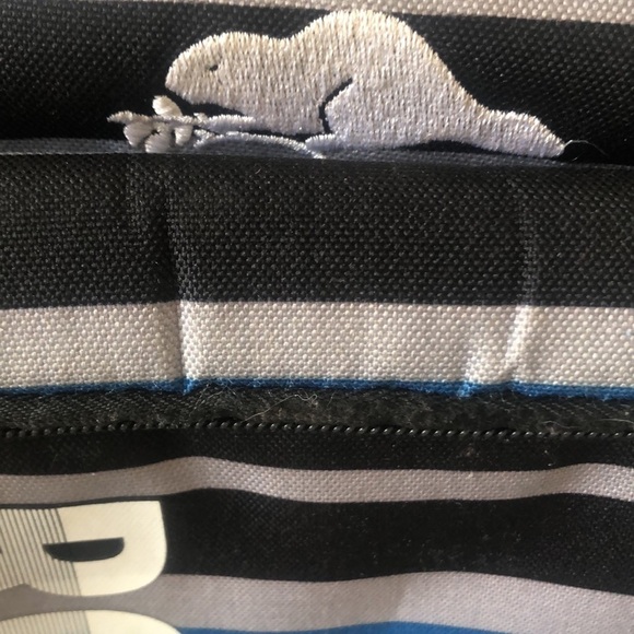 COPY - Roots  Lunchbox-Many Compartments - Picture 2 of 8